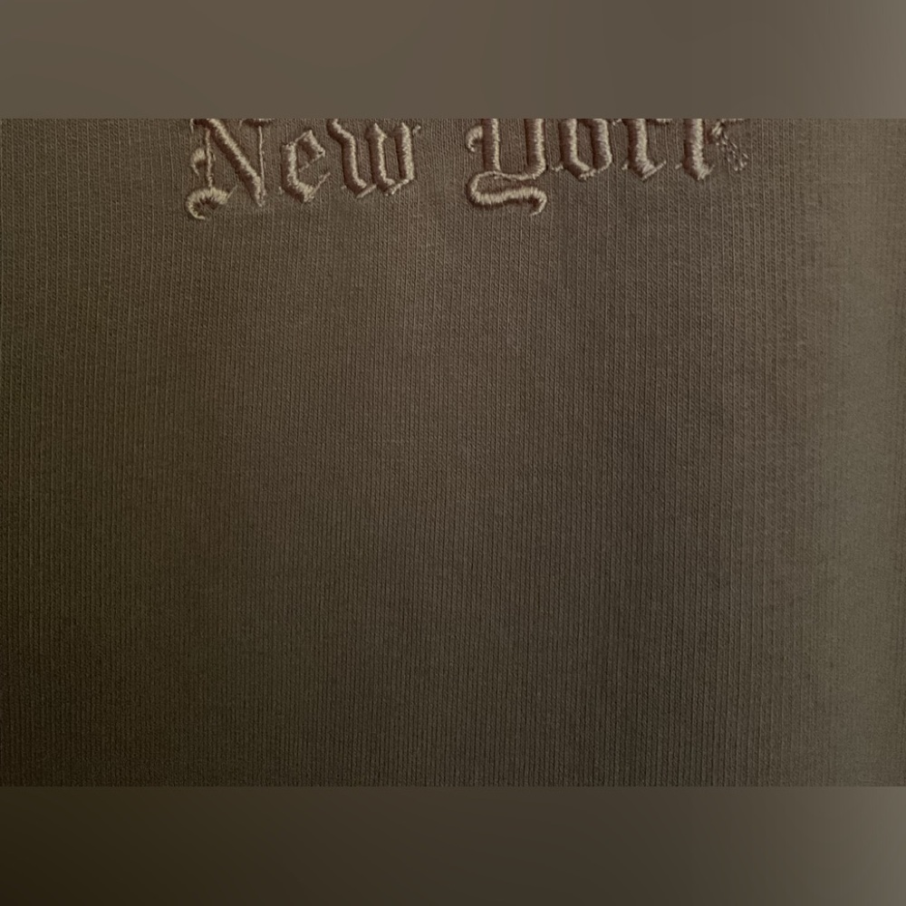 New York sweatshirt